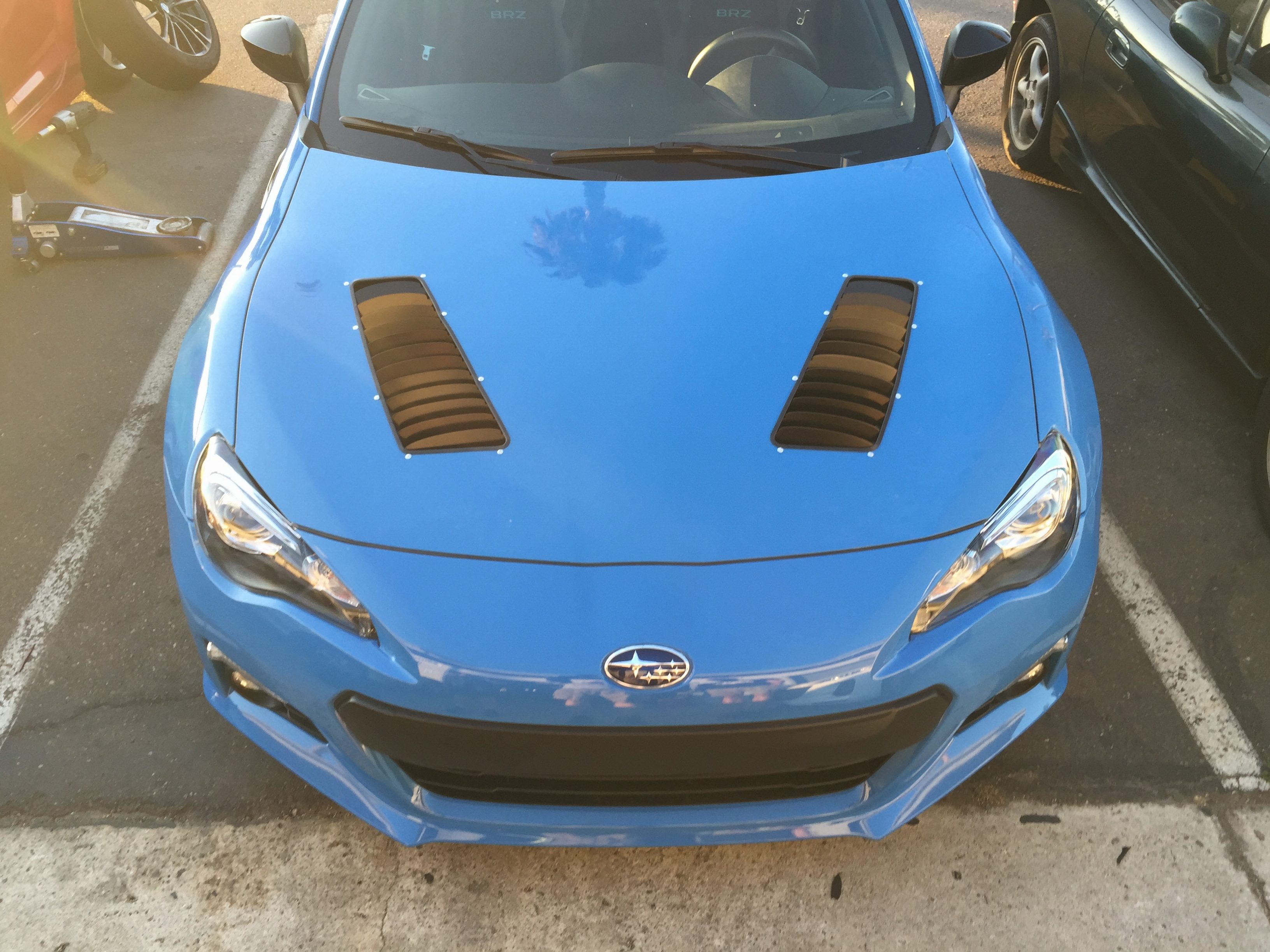 scion frs hood vents